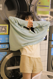 宝宝才两根手指就疼哭了怎么回事